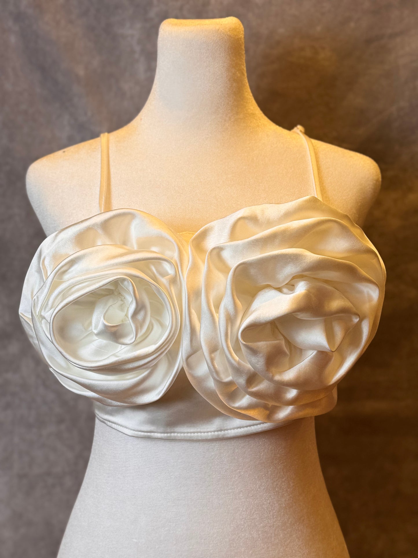 Double Flower Cropped Top Blouse White